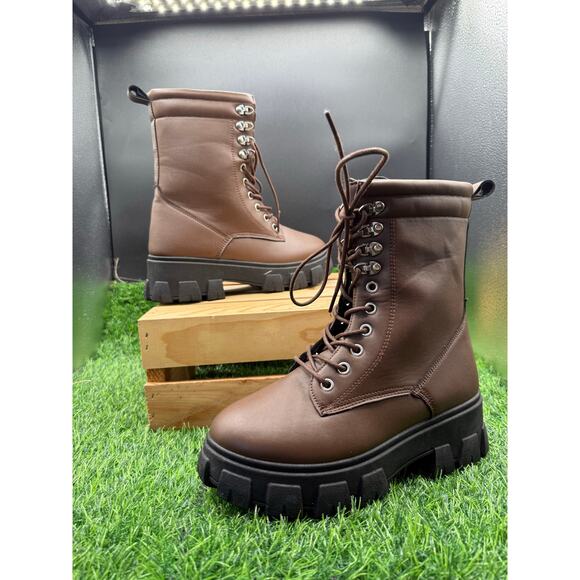 Charlotte Russe - Brown Leather- Combat Boots - Size 8W - Picture 3 of 8